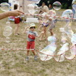 20.07.2019 Kielce. Bańki mydlane. Festiwal puszczania baniek Bubble Day / Jarosław Kubalski / Radio Kielce