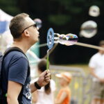 20.07.2019 Kielce. Bańki mydlane. Festiwal puszczania baniek Bubble Day / Jarosław Kubalski / Radio Kielce