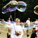 20.07.2019 Kielce. Bańki mydlane. Festiwal puszczania baniek Bubble Day / Jarosław Kubalski / Radio Kielce