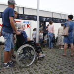 26.07.2019 Kielce. Senator Krzysztof Słoń jak co roku zorganizował dla niepełnosprawnych z opiekunami wyjazd na obóz rehabilitacyjno-rekolekcyjny do Mrzeżyna / Jarosław Kubalski / Radio Kielce