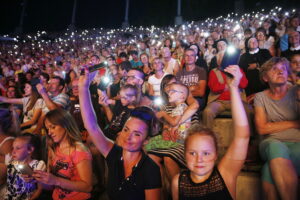 28;.07.2019 Kielce. Koncert „Alleluja, czyli Happy Day”. / Jarosław Kubalski / Radio Kielce