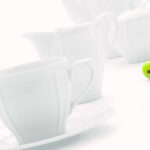 Wyroby z Ćmielowa, które zostaną wysłane na expo do Dubaju. Zestaw MARIA / Polskie Fabryki Porcelany Ćmielów i Chodzież S.A.