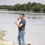 Letni Raport Dnia z Opatowca. Na zdjęciu Robert Szumielewicz - Radio Kielce / Krzysztof Bujnowicz / Radio Kielce