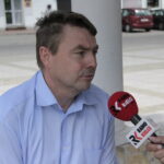 Plenerowy Raport Dnia z Pierzchnicy. Na zdjęciu Stanisław Strąk – burmistrz Pierzchnicy / Krzysztof Bujnowicz / Radio Kielce