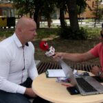 Raków. Letni Raport Dnia z Rakowa. Robert Szumielewicz i radny Mariusz Ozdoba / Krzysztof Bujnowicz / Radio Kielce