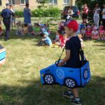 Ostrowiec Świętokrzyski. Dzieci z przedszkola nr 11 bawią się w drogowym miasteczku / Emilia Sitarska / Radio Kielce