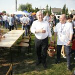 Piaski, gm. Jędrzejów. Piknik rodzinny Prawa i Sprawiedliwości. Na zdjęciu Krzysztof Lipiec, poseł PiS / Jarosław Kubalski / Radio Kielce