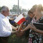 Piaski, gm. Jędrzejów. Piknik rodzinny Prawa i Sprawiedliwości. Na zdjęciu Krzysztof Lipiec, poseł PiS / Jarosław Kubalski / Radio Kielce