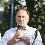 Piaski, gm. Jędrzejów. Piknik rodzinny Prawa i Sprawiedliwości. Na zdjęciu Marek Kwitek, poseł PiS / Jarosław Kubalski / Radio Kielce