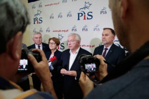 Konferencja PiS. Od lewej: Andrzej Bętkowski, Maria Zuba, Krzysztof Lipiec i Marek Kwitek / Wiktor Taszłow / Radio Kielce