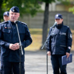 Przekazanie nowych radiowozów świętokrzyskiej policji. W przekazaniu uczestniczyła wojewoda świętokrzyski Agata Wojtyszek / Wiktor Taszłow / Radio Kielce