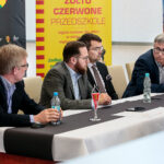 Posiedzenie komisji sportu, turystyki i promocji rady miasta. Od lewej: Krzysztof Zając - prezes Korony Kielce, Karol Wilczyński - przewodniczący komisji sportu, turystyki i promocji rady miasta, Marcin Różycki - zastępca prezydenta Kielc / Wiktor Taszłow / Radio Kielce