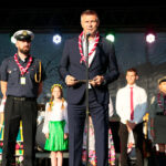 Korowód Festiwalowy i koncert Największego Zespołu Rockowego. Harcmistrz Tomasz Rejmer - komendant ZHP Chorągwi Kieleckiej i Bogdan Wenta - prezydent Kielc / Wiktor Taszłow / Radio Kielce