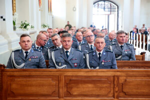 Święty Krzyż. Wojewódzkie Obchody Święta Policji / Wiktor Taszłow / Radio Kielce