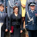 Święty Krzyż. Wojewódzkie Obchody Święta Policji. Na zdjęciu (od lewej): wicewojewoda Bartłomiej Dorywalski, wojewoda Agata Wojtyszek i Jarosław Szymczyk - komendant główny policji / Wiktor Taszłow / Radio Kielce