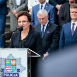 Święty Krzyż. Wojewódzkie Obchody Święta Policji. Przemawia wojewoda Agata Wojtyszek / Wiktor Taszłow / Radio Kielce