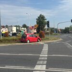 Kolizja na skrzyżowaniu ulic Źródłowej, al. Solidarności i Sandomierskiej / Arkadiusz Miller / Radio Kielce