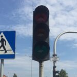 Kolizja na skrzyżowaniu ulic Źródłowej, al. Solidarności i Sandomierskiej / Arkadiusz Miller / Radio Kielce