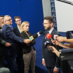 Warszawa. Prezes PiS Jarosław Kaczyński zaprezentował nazwiska kandydatów, którzy znajdą się na pierwszych miejscach list wyborczych PiS w wyborach parlamentarnych / Michał Kita / Radio Kielce