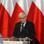Warszawa. Prezes PiS Jarosław Kaczyński zaprezentował nazwiska kandydatów, którzy znajdą się na pierwszych miejscach list wyborczych PiS w wyborach parlamentarnych / Michał Kita / Radio Kielce