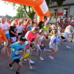 Chmielów. OstroBiec dla Oskarka. Bieg charytatywny / Emilia Sitarska / Radio Kielce