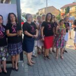 Chwałki. Otwarcie Klubu Aktywnego Mieszkańca. Pierwsza z lewej prezes KGW Klaudia Tajs / Grażyna Szlęzak-Wójcik / Radio Kielce