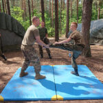 Starachowice. Ćwiczenia SBŻ Rezerwa z żołnierzami armii amerykańskiej / Anna Głąb / Radio Kielce