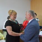 Wręczenie medalu za długoletnia służbę, Na zdjęciu: Barbara Cedro / Radio Kielce