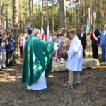 Uroczystości upamiętniające 75. rocznicę powołania Brygady Świętokrzyskiej NSZ. Monument poświęcił ks. Ireneusz Jakusik / Magdalena Galas-Kusek / Radio Kielce