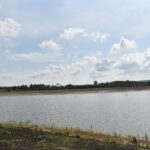 26.08.2019 Radoszyce. Miejsce, gdzie powstanie zalew / Magdalena Galas - Klusek / Radio Kielce