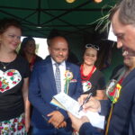 Małogoszcz. Dożynki Powiatu Jędrzejowskiego.  Na zdjęciu m.in. Zbigniew Ziobro - minister sprawiedliwości  oraz Mariusz Gosek - członek zarządu województwa świętokrzyskiego / Ewa Pociejowska-Gawęda / Radio Kielce