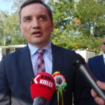 Małogoszcz. Dożynki Powiatu Jędrzejowskiego. Na zdjęciu Zbigniew Ziobro - minister sprawiedliwości / Ewa Pociejowska-Gawęda / Radio Kielce