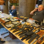 Giełda kolekcjonerska w WDK / Izabela Mortas / Radio Kielce