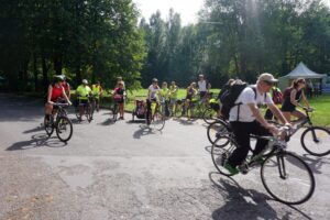 Zagnańsk. Rajd rowerowy szlakiem Brygady Świętokrzyskiej Narodowych Sił Zbrojnych / Izabela Mortas / Radio Kielce