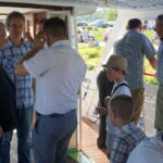 Piknik rodzinny Prawa i Sprawiedliwości. Rejs statkiem po Wiśle. Z lewej: Krzysztof Lipiec - poseł PiS / Michał Kita / Radio Kielce