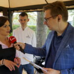Śniadanie w ogrodzie Radia Kielce. Ewelina Soboń, Łukasz Wasik, Restauracja Żółty Słoń i red. Stanisław Blinstrub / Kamil Król / Radio Kielce