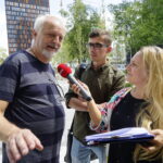 Bajkowe Lato z Radiem Kielce. Na zdjęciu Zbigniew Żmudzki - producent filmowy oraz Michał Kita i Ewa Pociejowska-Gawęda - Radio Kielce / Patryk Cudzik / Radio Kielce