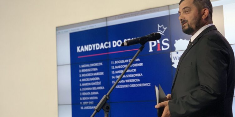Prezentacja pełnej listy kandydatów PiS do Sejmu i Senatu. Na zdjęciu Krzysztof Sobolewski, pełnomocnik wyborczy PiS / PiS