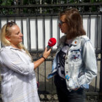 Łódź. Bajkowe lato z Radiem Kielce. Na zdjęciu: Ewa Pociejowska-Gawęda - Radio Kielce oraz Joanna Zielińska z Muzeum Kinematografii / Radio Kielce