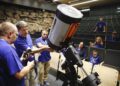 Chęciny. Miłośnicy astronomii / Jarosław Kubalski / Radio Kielce
