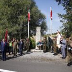 Kadrówkowicze złożyli hołd zmarłym uczestnikom Marszu Szlakiem I Kompanii Kadrowej / Jarosław Kubalski / Radio Kielce