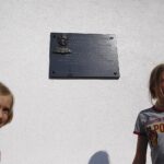 Uroczyste odsłonięcie pamiątkowej tablicy „Stefan Żeromski na Karczówce” / Jarosław Kubalski / Radio Kielce