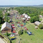 Tokarnia. Świętokrzyski Zlot Motocykli SHL i Pojazdów Zabytkowych / Jarosław Kubalski / Radio Kielce