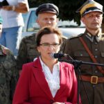 Wodzisław. Marsz Szlakiem Pierwszej Kompanii Kadrowej. Na zdjęciu: wojewoda Agata Wojtyszek / Jarosław Kubalski / Radio Kielce