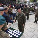 Oficjalne zakończenie marszu Kadrówki. Wręczenie medali Pro Patria i Pro Bono Poloniae  / Jarosław Kubalski / Radio Kielce