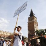 54. Marsz Szlakiem Pierwszej Kompanii Kadrowej wyrusza z Krakowa / Jarosław Kubalski / Radio Kielce