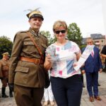 Miechów. Marsz Szlakiem I Kompanii Kadrowej. Na zdjęciu: Dionizy Krawczyński - komendant marszu (po lewej) / Jarosław Kubalski / Radio Kielce