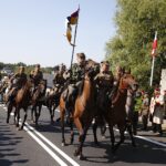 Kadrówkowicze złożyli hołd zmarłym uczestnikom Marszu Szlakiem I Kompanii Kadrowej / Jarosław Kubalski / Radio Kielce