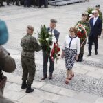 Oficjalne zakończenie marszu Kadrówki. Krzysztof Słoń - senator PiS i Maria Zuba  - poseł PiS / Jarosław Kubalski / Radio Kielce