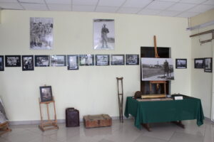 Wystawa prezentująca fotograficzny zapis tragicznych wydarzeń z sierpnia 1944 roku / Marta Gajda / Radio Kielce